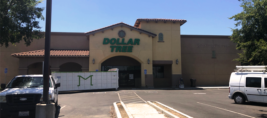 Dollar Tree store front